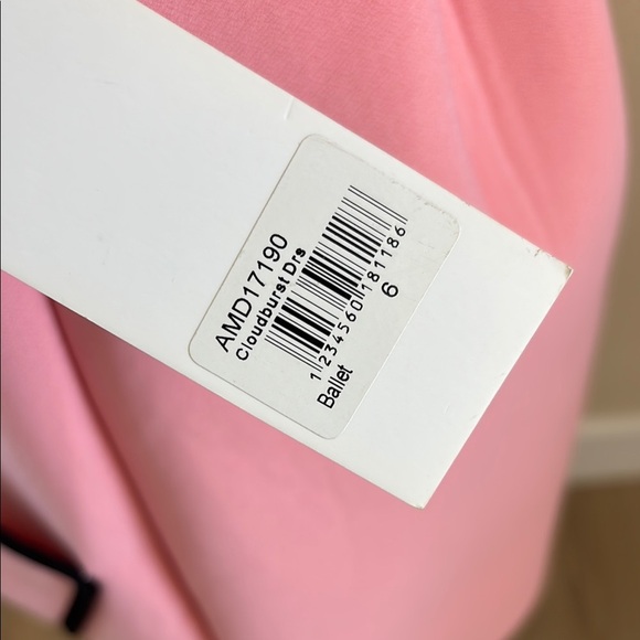 $180 NWT Sold Out Revolve Alice McCall Cloudbursting Dress in Ballet - Picture 7 of 10
